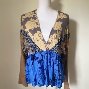 Free People V Neck Boho Shirt M